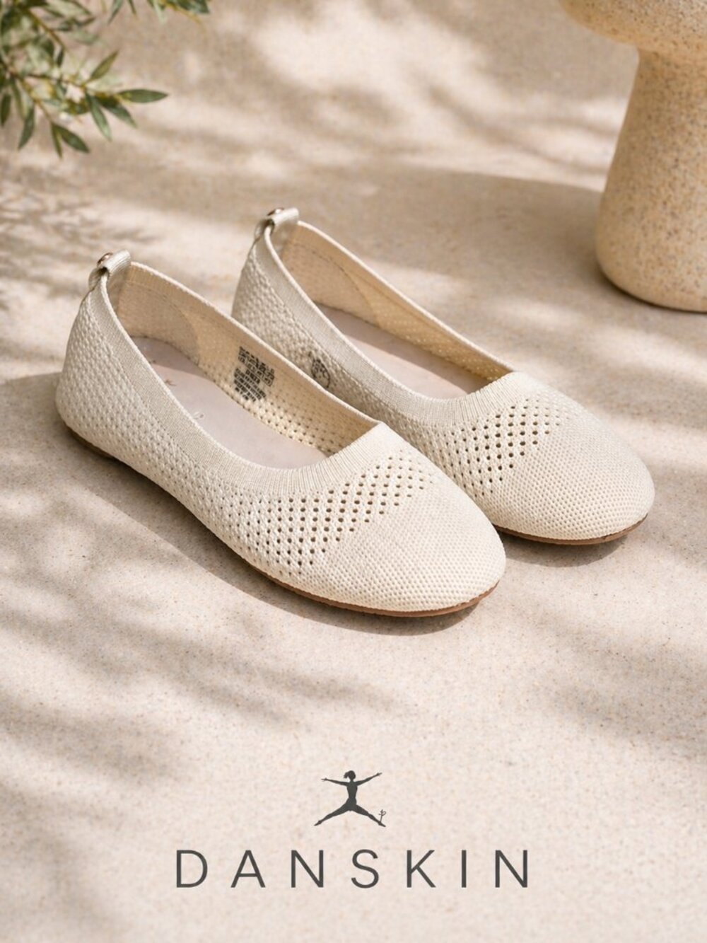Danskin Vision Knit Ivory White Round Toe Ballet Flats Size 8.5